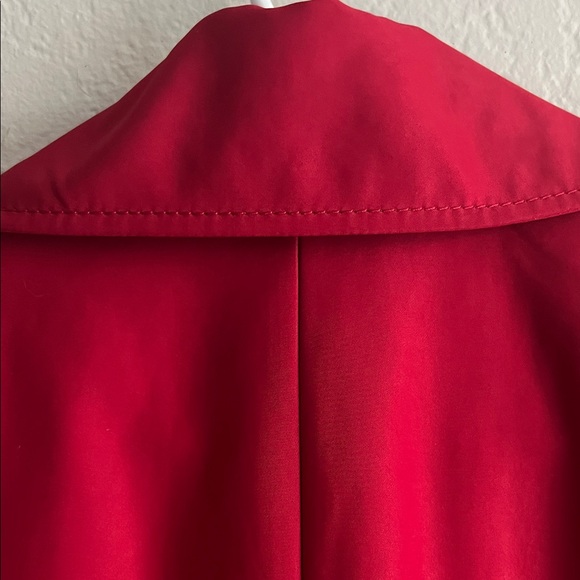 NWT DONATELLA  Vibrant Red Trench Coat Double Breasted Ruffle Hem in Size L - Picture 9 of 16